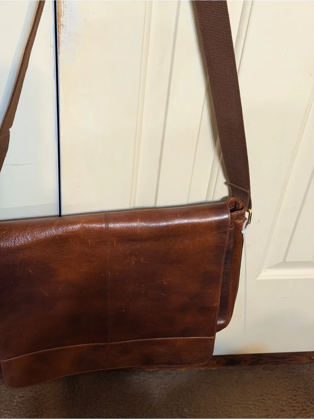 Mancini Leather Messenger Bag in Chestnut Brown - Classic